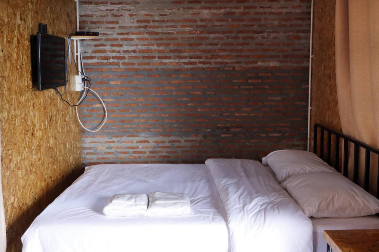 Smile Box Coffee & Resort Nong Hin Екстериор снимка