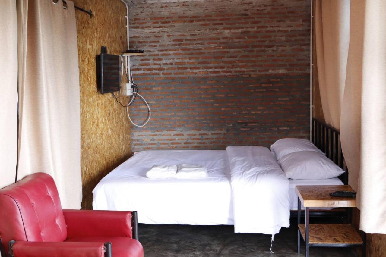 Smile Box Coffee & Resort Nong Hin Екстериор снимка